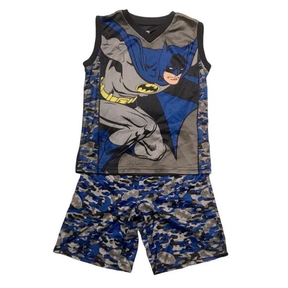 DC Comics Batman 2 Piece Short Set - Picture 1 of 6